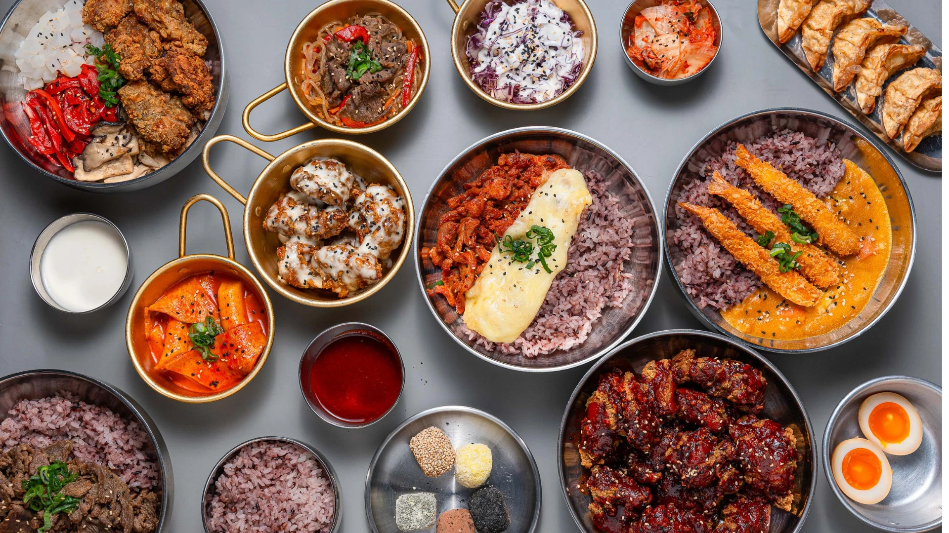 Cuisine coréenne KUPBAP — bowls, poulet frit coréen, plats signatures à Puteaux